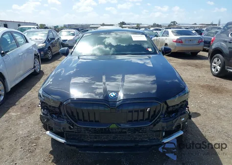 2024 BMW I5 Edrive40 from USA, damaged, VIN WBY33FK07RCR33103